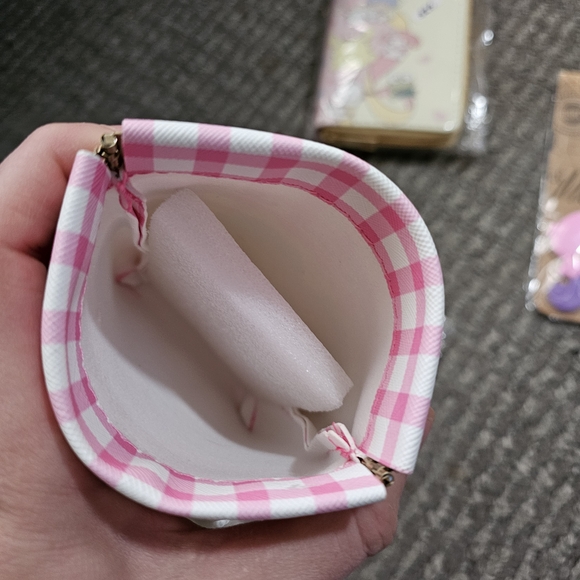 Sanrio Little Twin Stars Pink Cosmetic Bag - Picture 2 of 2